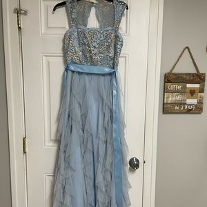 Elegant Light blue chiffon party dress